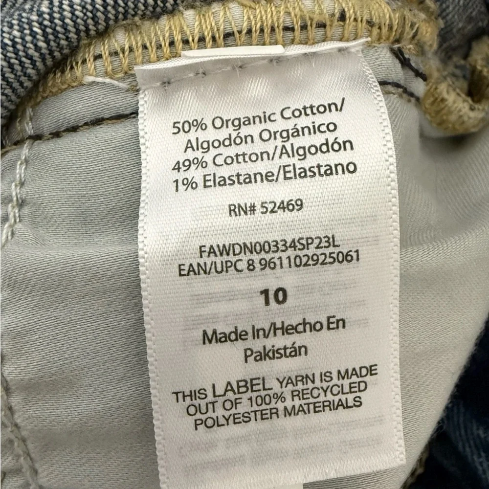 Free assembly Classic Blue Jean Shorts for Women size 10